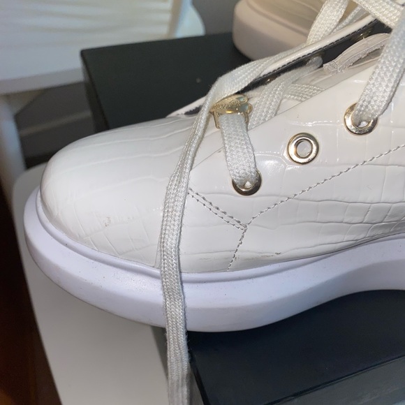 Love Moschino womens embossed leather heart patch chunky trainer size 38 - Picture 3 of 16